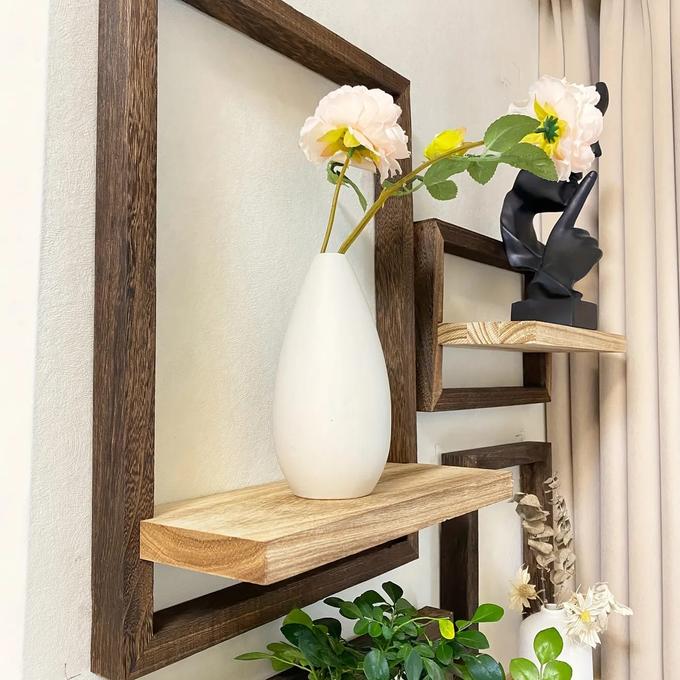 Donnez une touche élégante à votre maison avec ces 4 étagères en bois